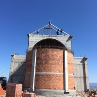 Foto gjate ndertimit të Kishes "Shen Abrahami"
